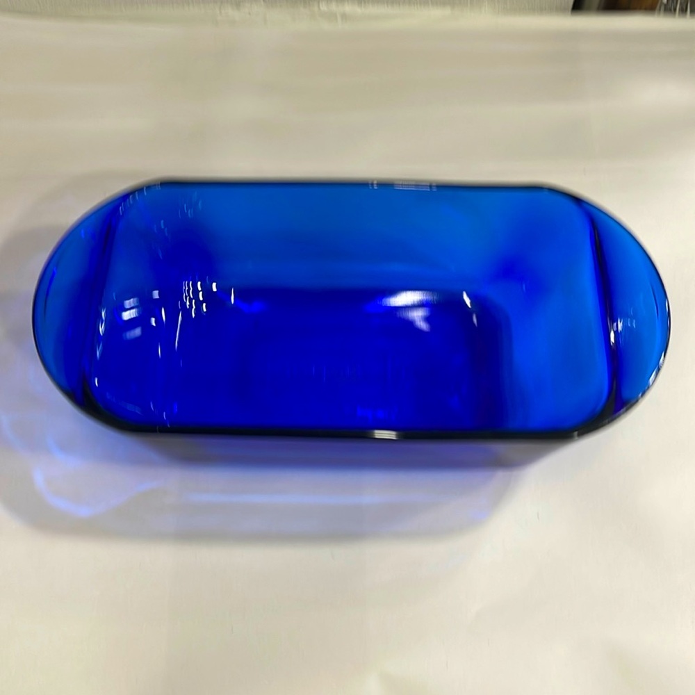 Pyrex Vintage Cobalt Blue 1.5 Qrt mid-century ovenware bakeware